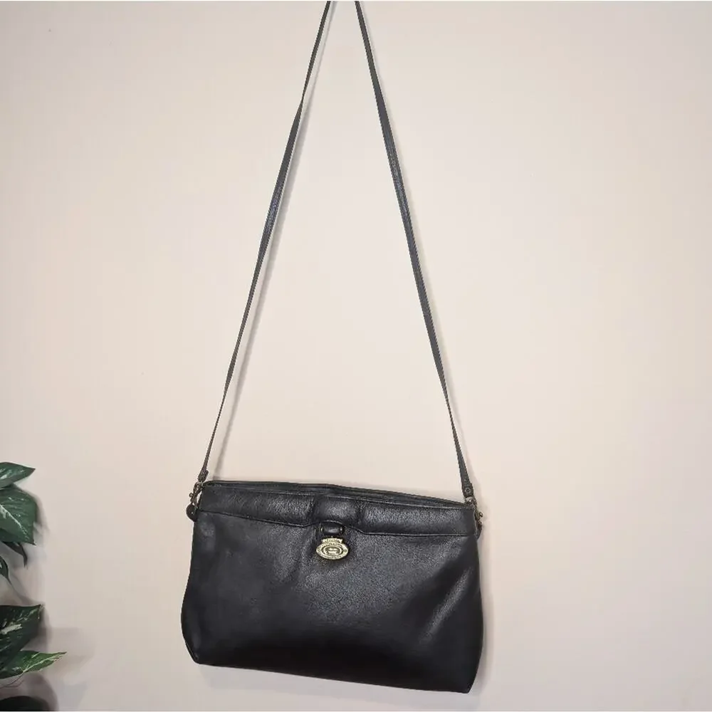 Vintage Etienne Aigner Black Leather Convertible Crossbody Clutch